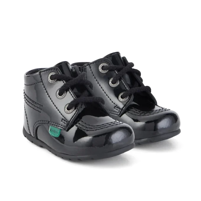 Botas Kick Hi B Hi Zip de charol para bebé, en negro