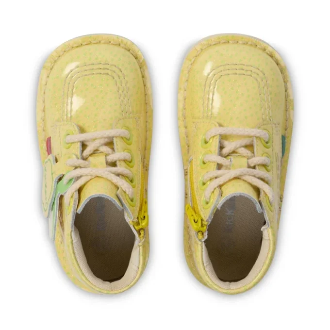 Botas Kick Hi Fruit de charol para bebé unisex, color amarillo