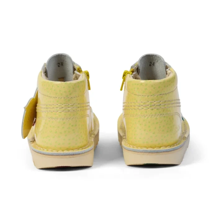 Botas Kick Hi Fruit de charol para bebé unisex, color amarillo