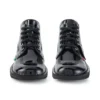 Kick Hi unisex para jóvenes en charol negro