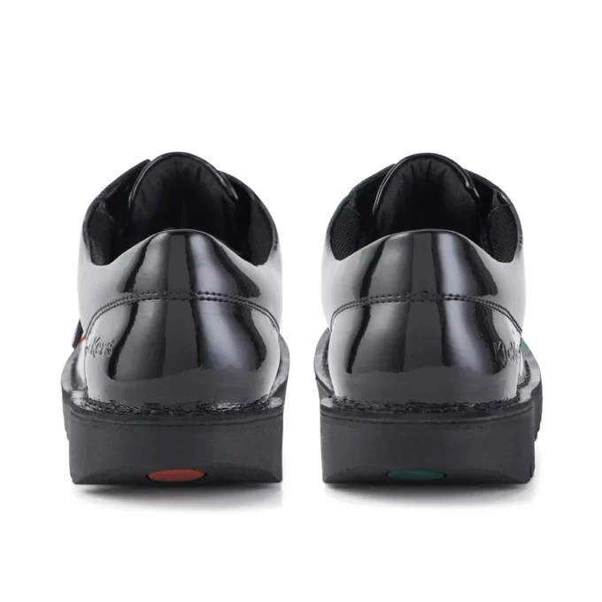 Kick Lo unisex para jóvenes en charol negro