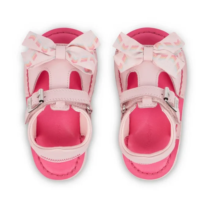 Kick Sandal para niñas pequeñas, de cuero rosa