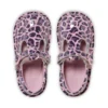 Kick T Bar para niñas pequeñas en charol leopardo rosa