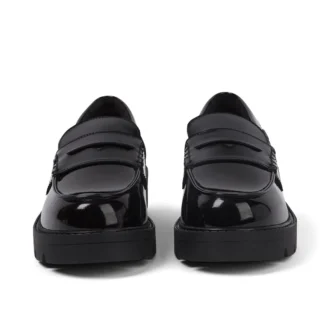 Mocasines Kori para mujer joven, charol negro
