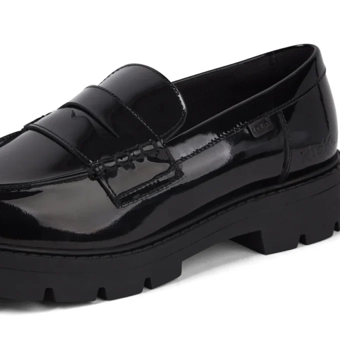 Mocasines Kori para mujer joven, charol negro