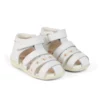 Sandalias Baby Wriggle Flower de piel blanca
