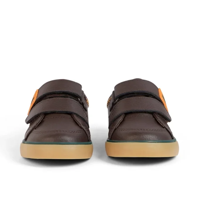 Zapatillas Tovni Twin ZigZag para niño pequeño, de piel marrón