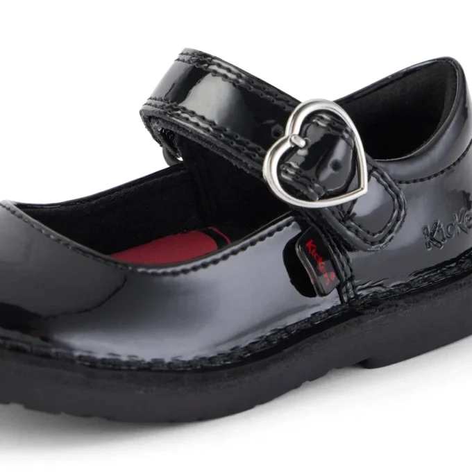 Zapatos de charol Adlar Heart Mj para niña, negros