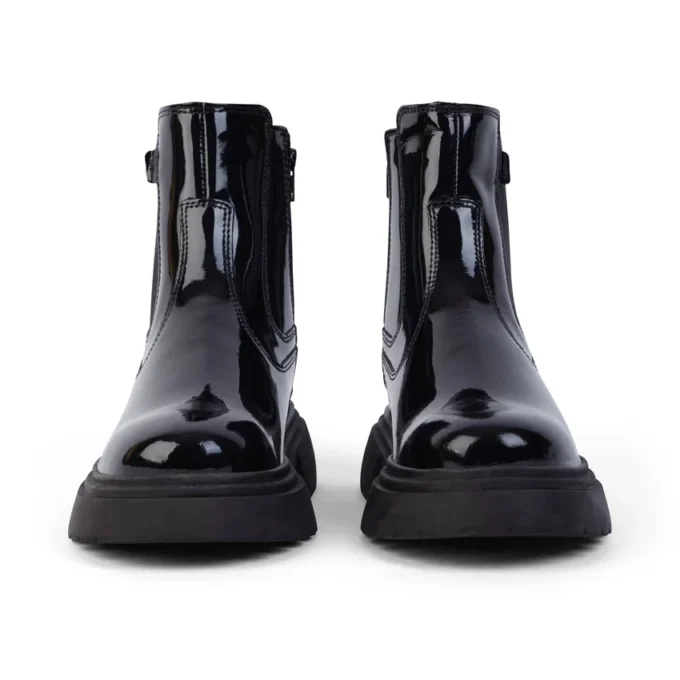 Zapatos de mujer junior Kenzi Chelsea de charol negro