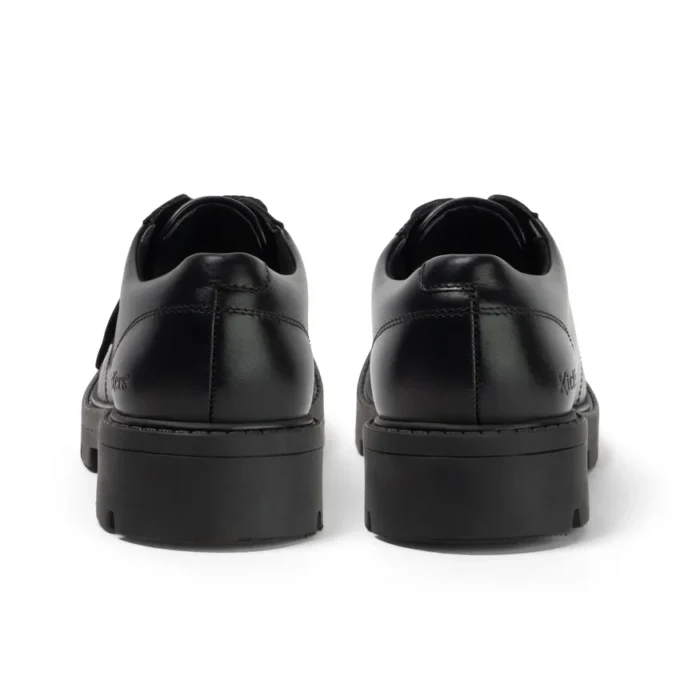Zapatos de mujer Kori con cordones, piel de alto brillo, negros