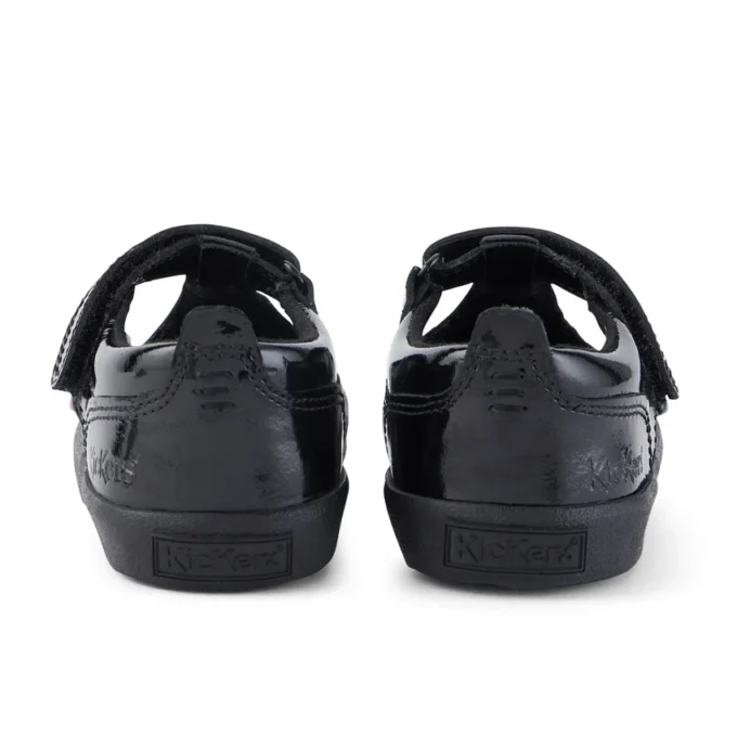 Zapatos de niña Kariko con correa en T de charol negro