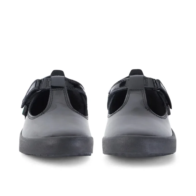 Zapatos Kariko T Bar de charol para niñas, color negro
