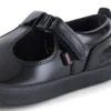 Zapatos Kariko T Bar de charol para niñas, color negro