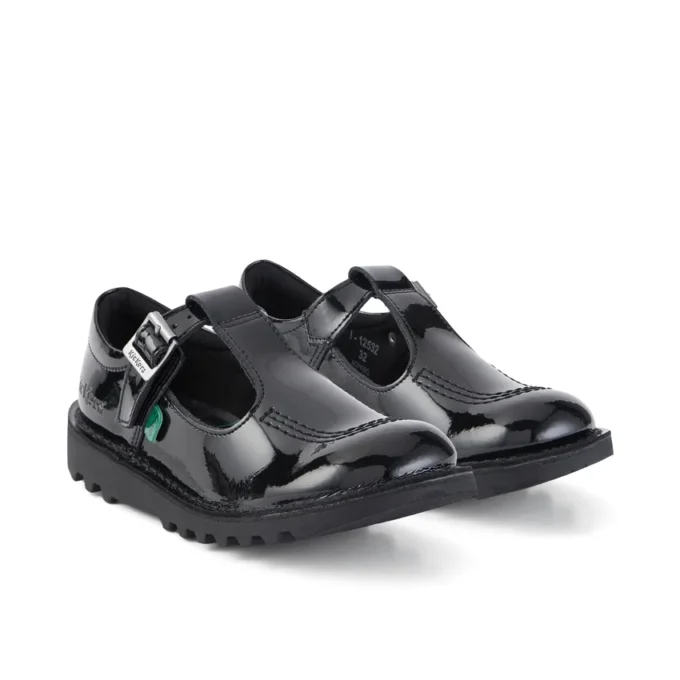 Zapatos Kick T-Bar de charol negro para niñas