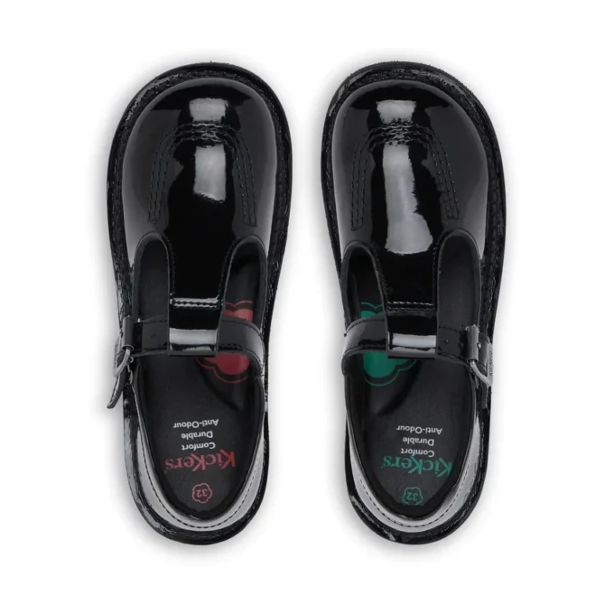 Zapatos Kick T-Bar de charol negro para niñas