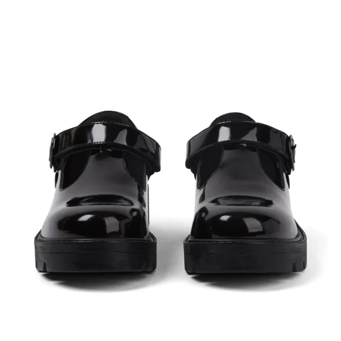 Zapatos Kori T-Bar de charol para mujer joven, color negro