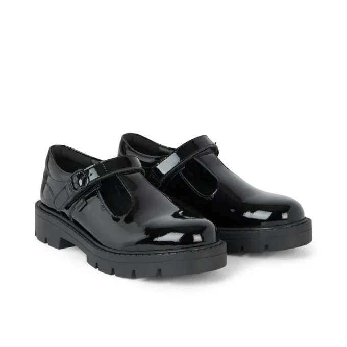 Zapatos Kori T Bar de charol para niñas, en negro