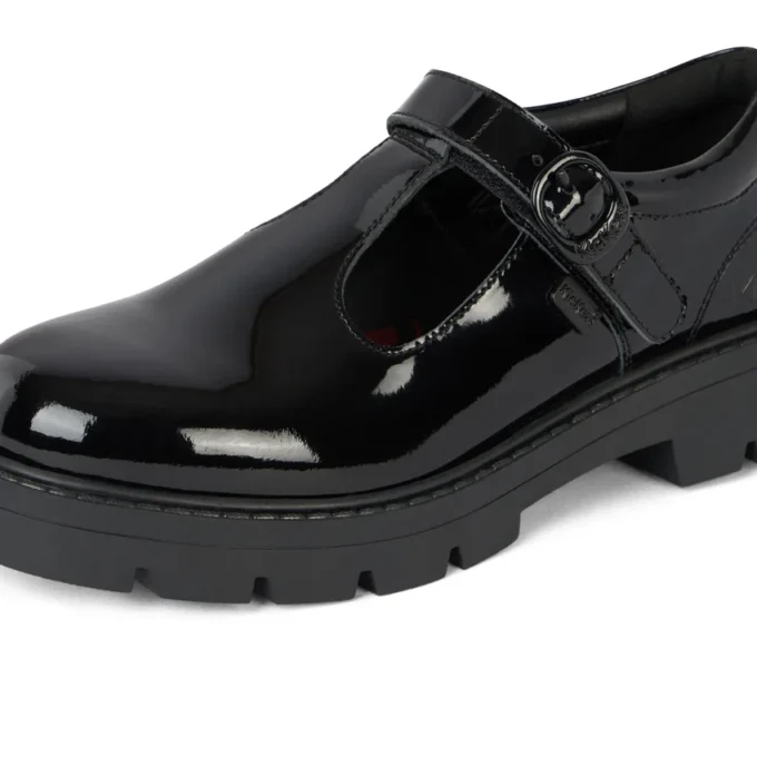 Zapatos Kori T Bar de charol para niñas, en negro