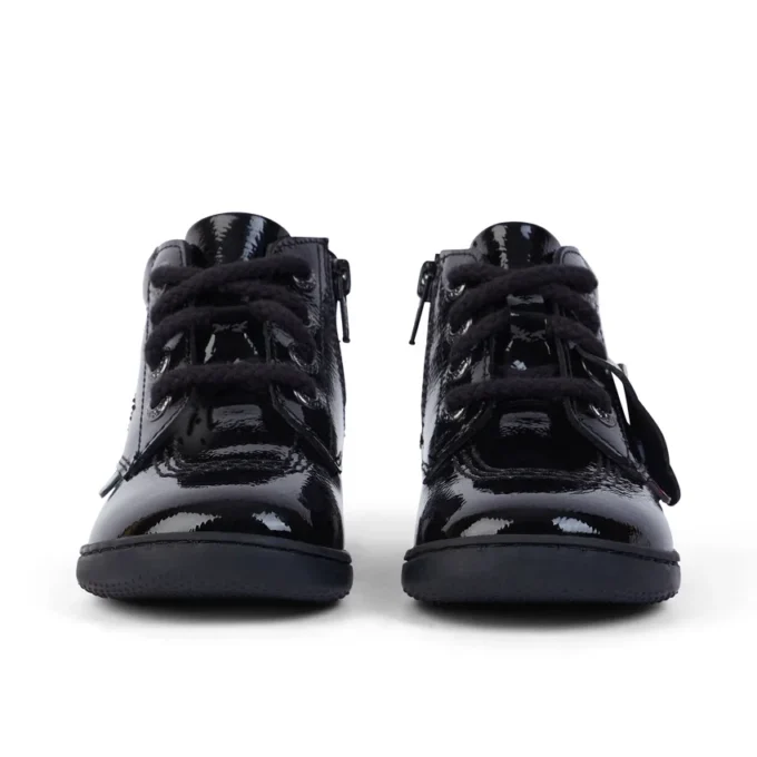 Zapatos unisex para bebé Playflex Hi de charol arrugado, negros